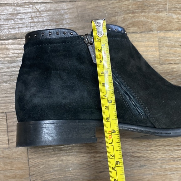 Italeau Suede Booties size 39.5 - Picture 8 of 8